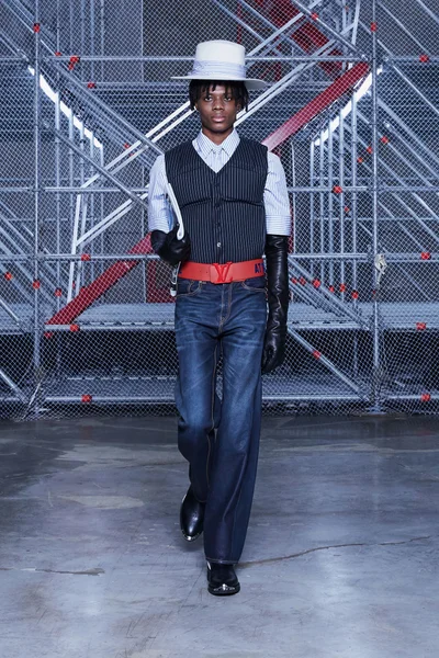 Look 91